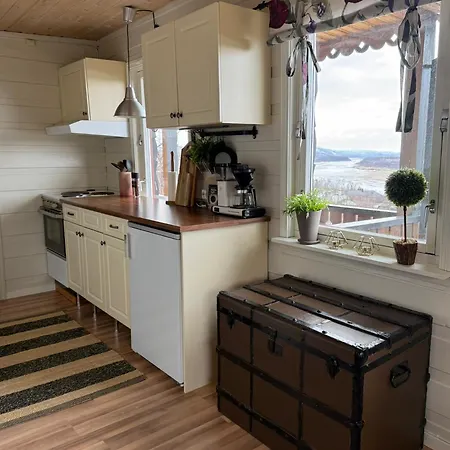 Cozy With Panoramic Views Of The River Dom wakacyjny